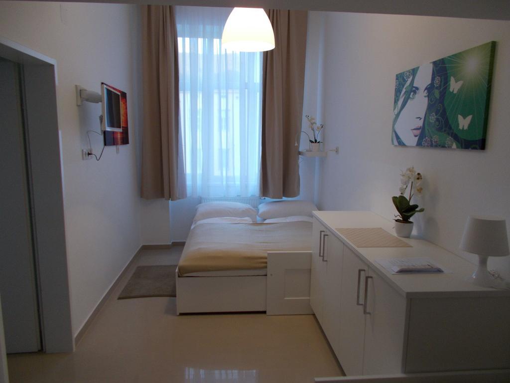 Ch-Vienna City Rooms Δωμάτιο φωτογραφία